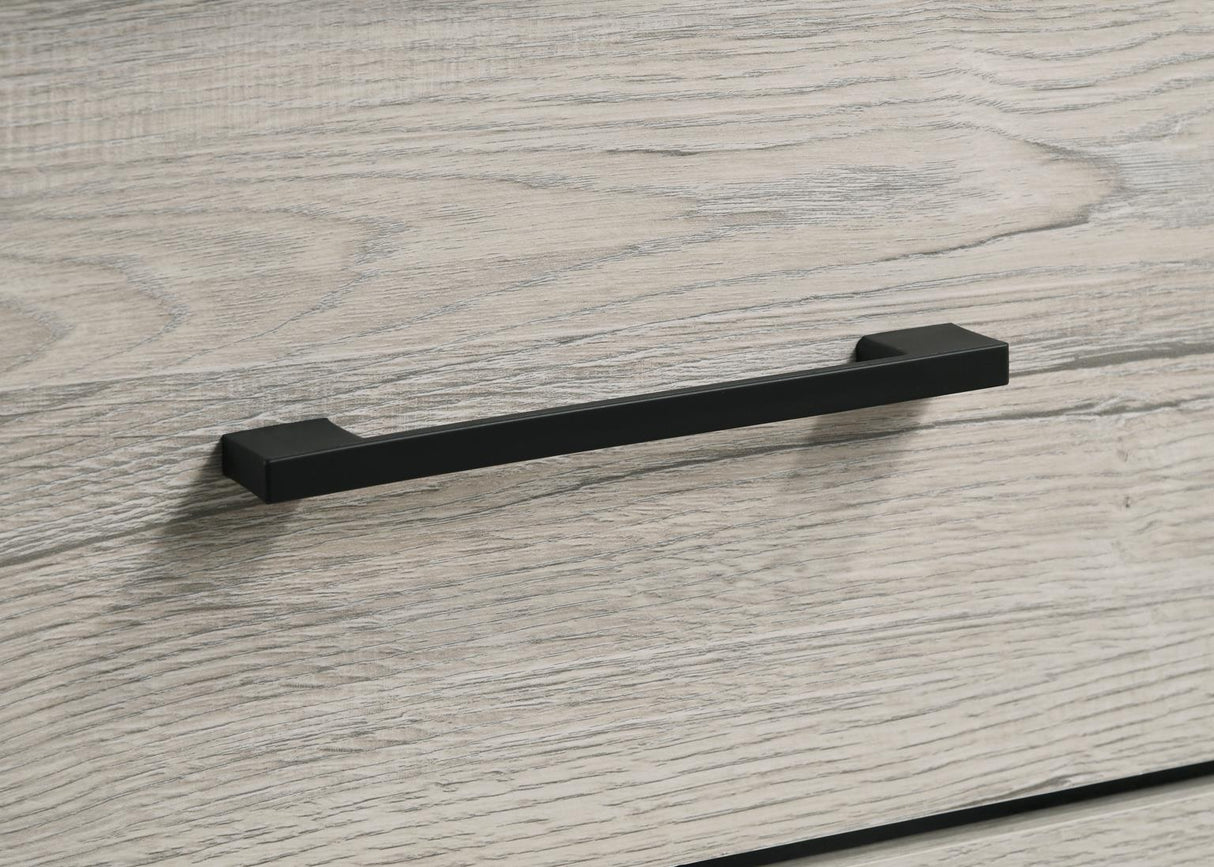 B523 - Dresser - White Wash