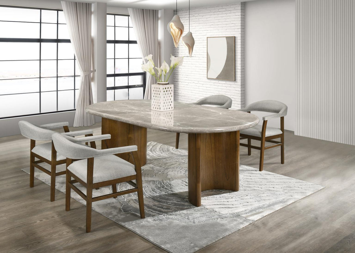D071 - Dining Room Set