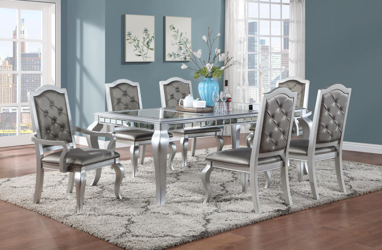 D109 - Dining Room Set