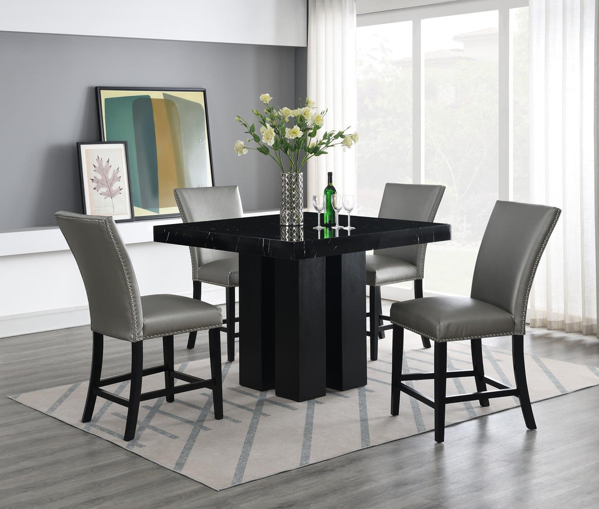 D132 - Dining Room Set