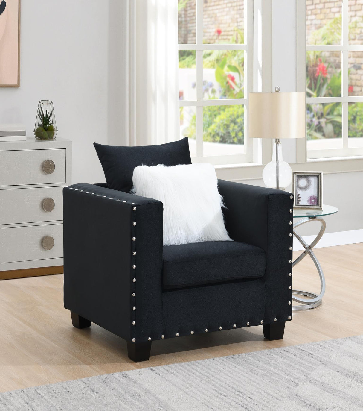 U516 - Chair - Black