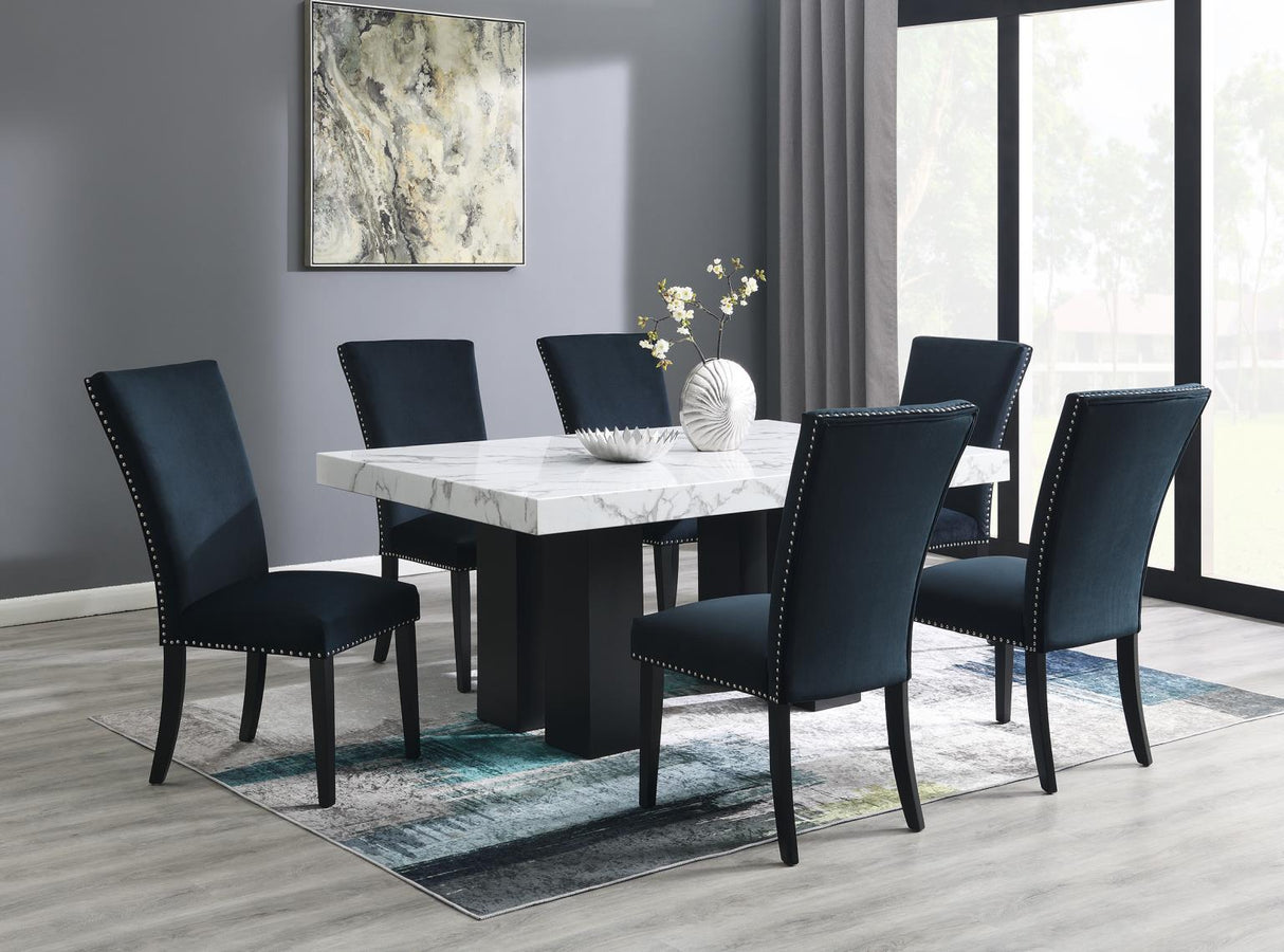 D131 - Dining Room Set