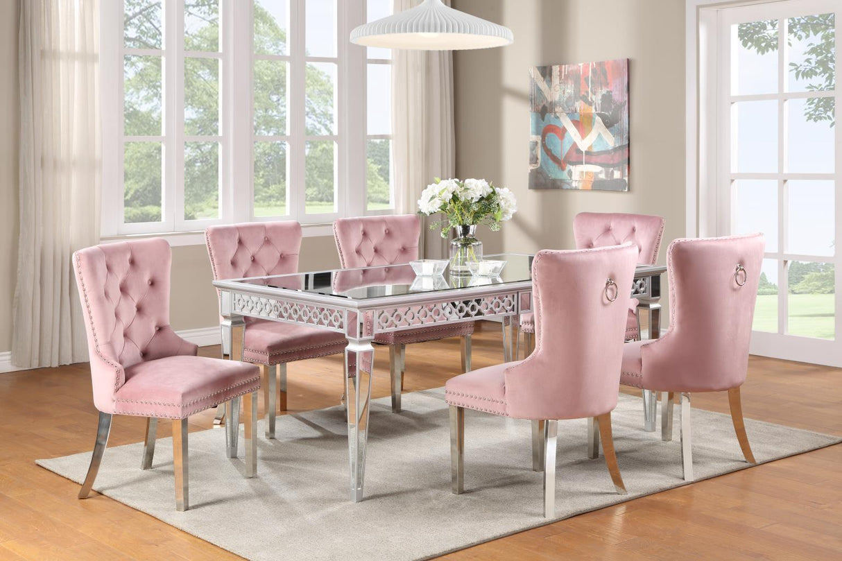D082 - Dining Room Set