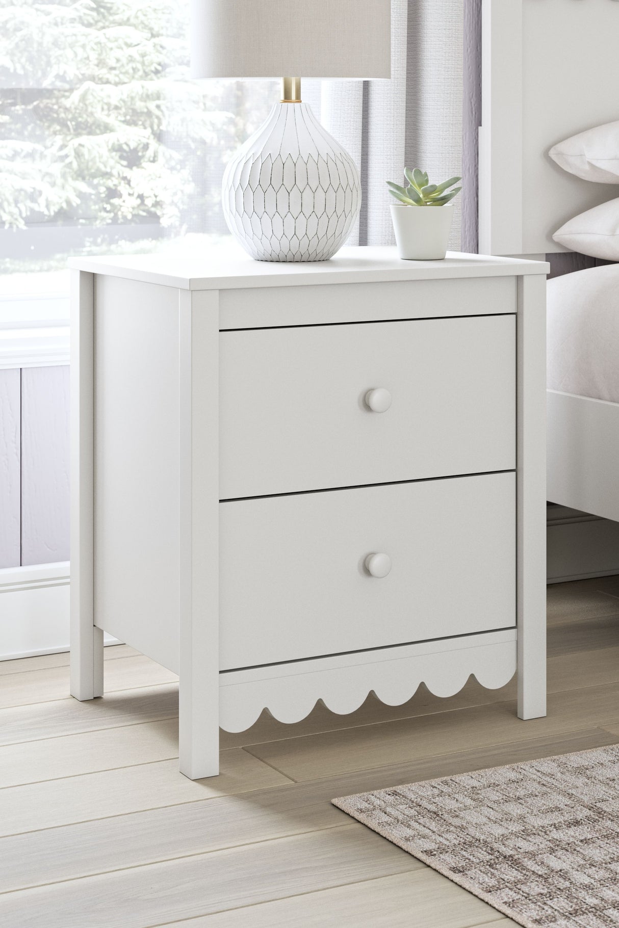 Hallityn - Two Drawer Night Stand - White