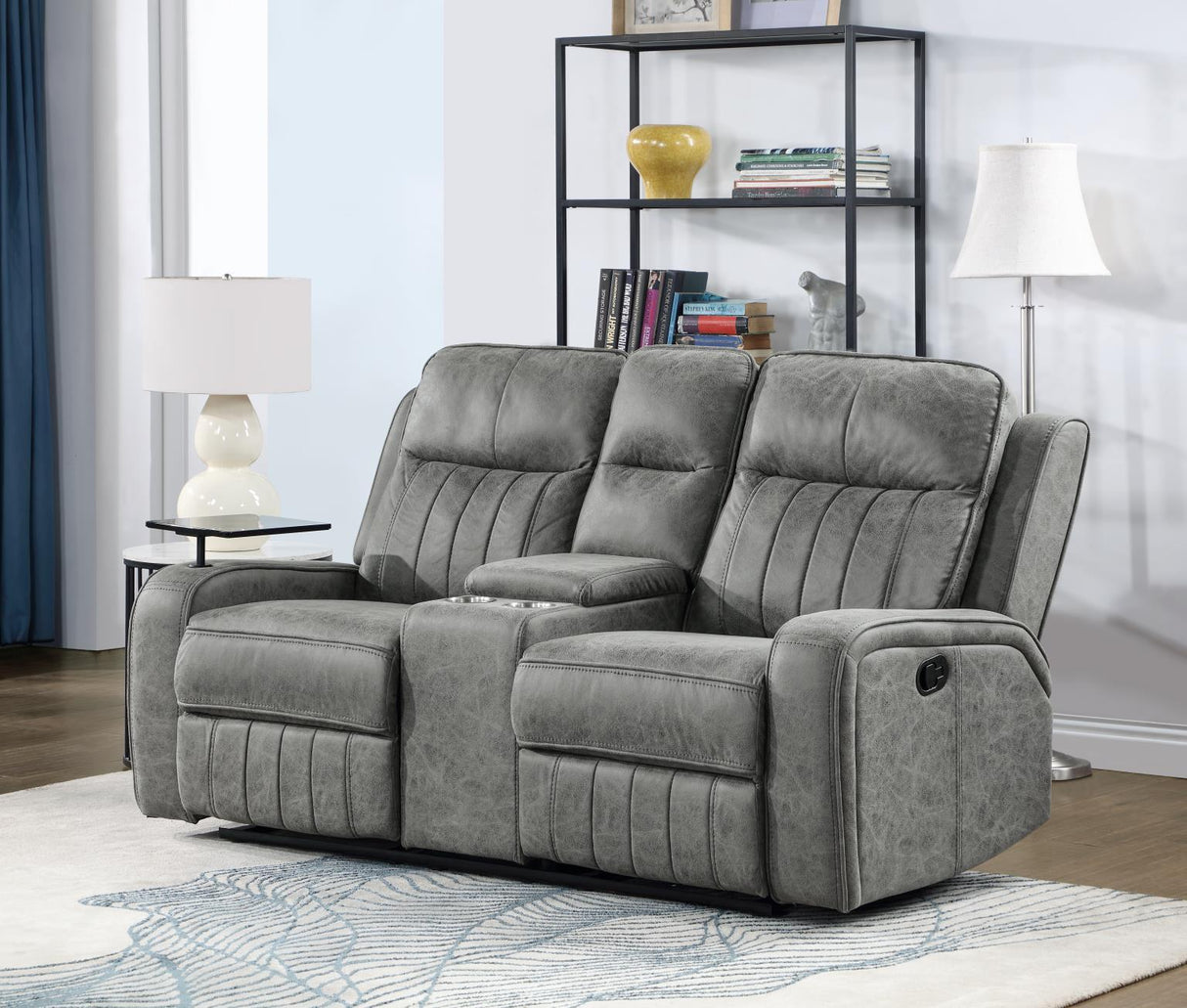 U172 - Motion Loveseat - Gray