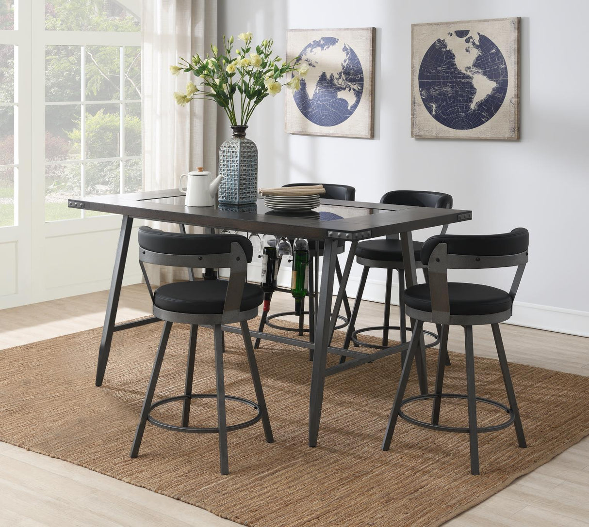 D208 - Dining Room Set