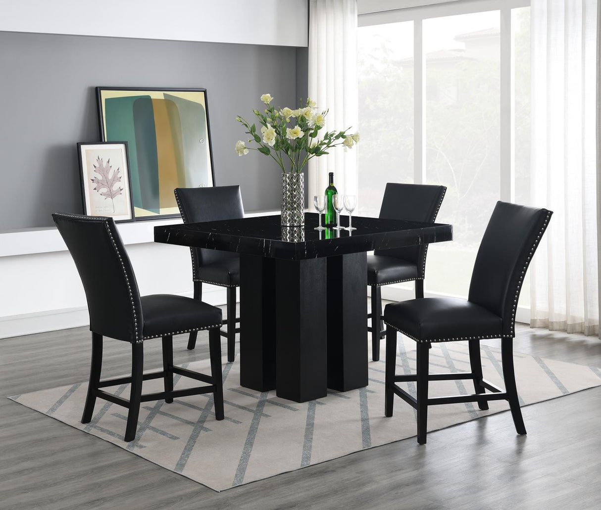 D132 - Dining Room Set