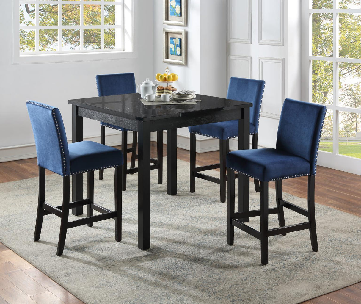 D206 - Dining Room Set