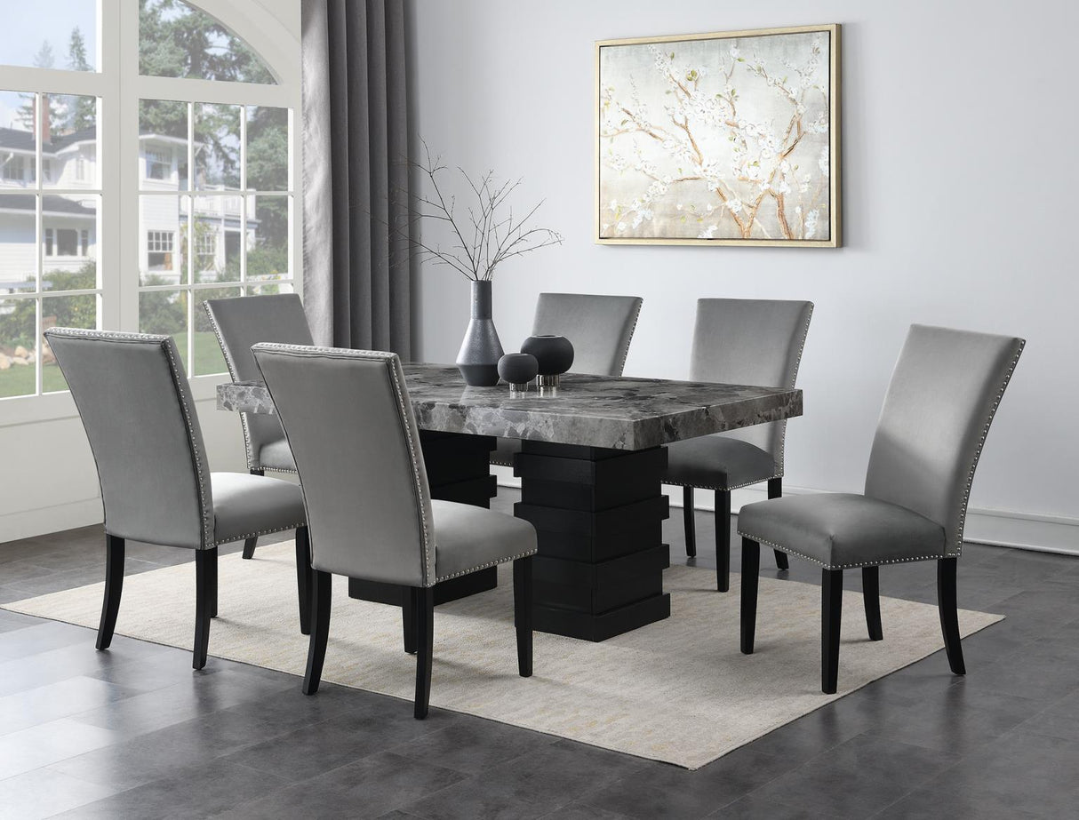 D137 - Dining Room Set