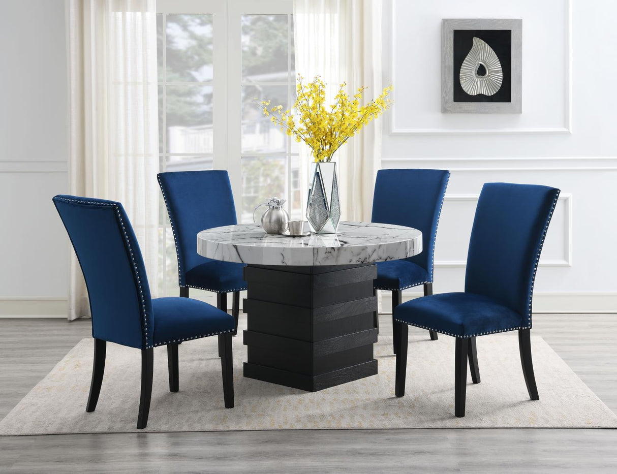 D142 - Dining Room Set
