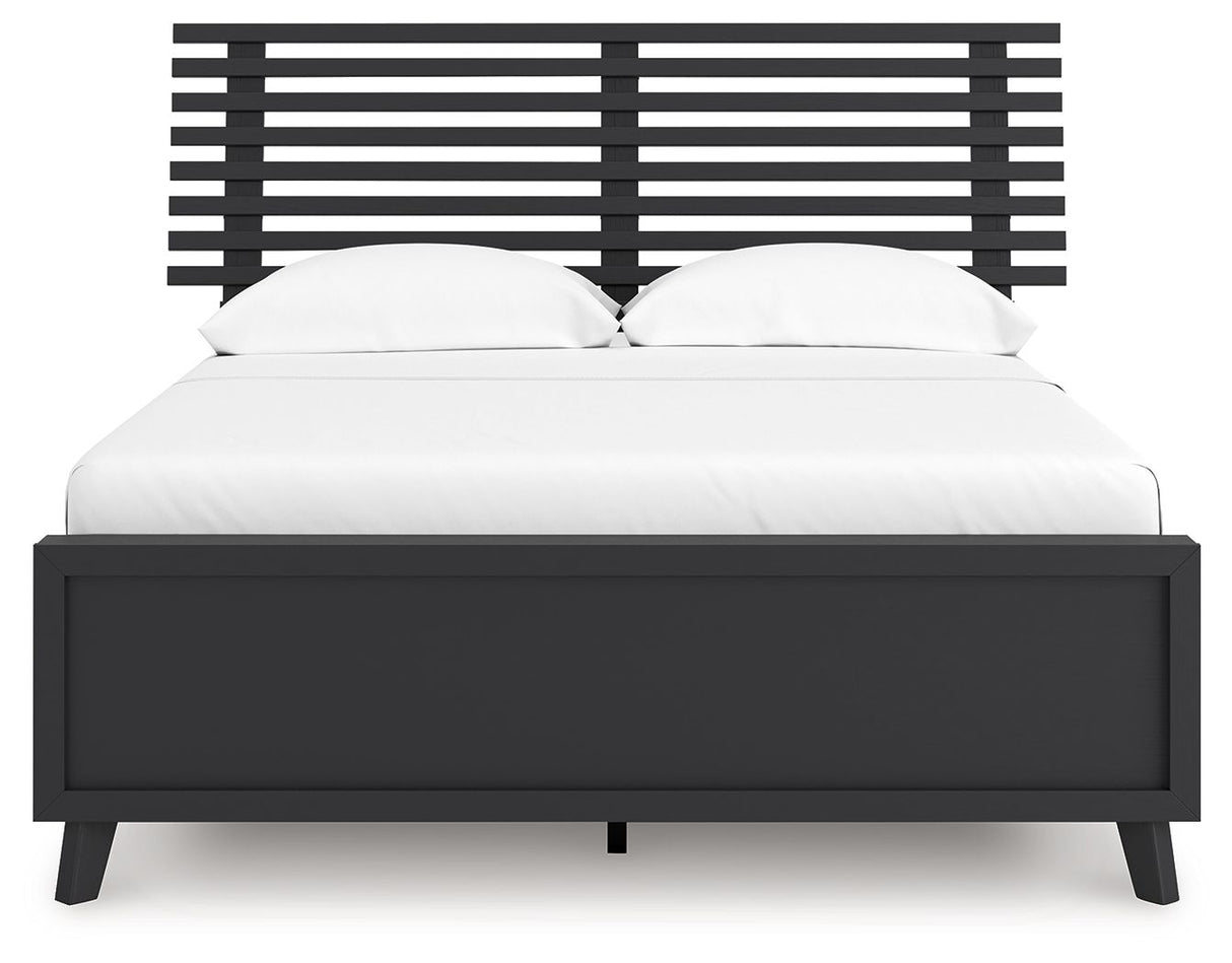 Danziar - Slat Panel Bed