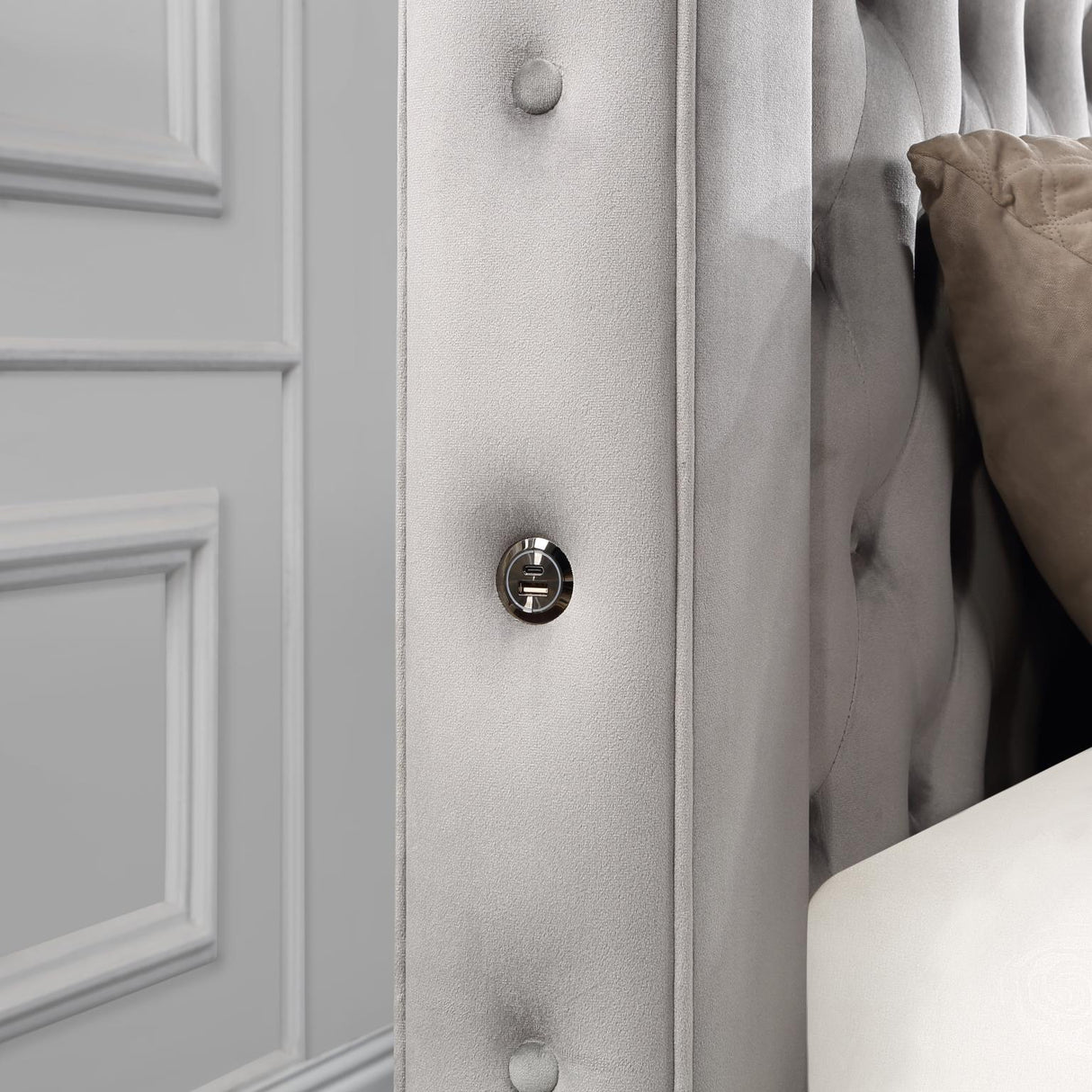 B568 - Velvet Canopy Bed With Bluetooth Speaker & USB