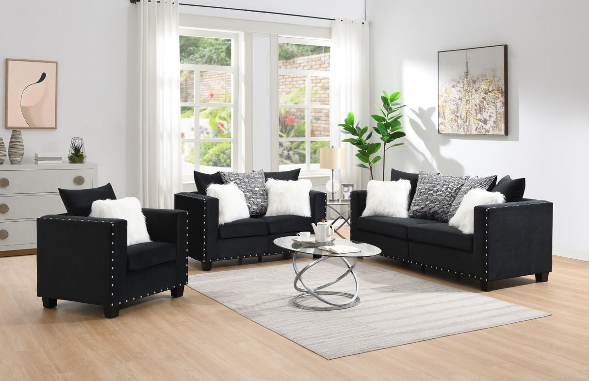 U516 - Loveseat - Black