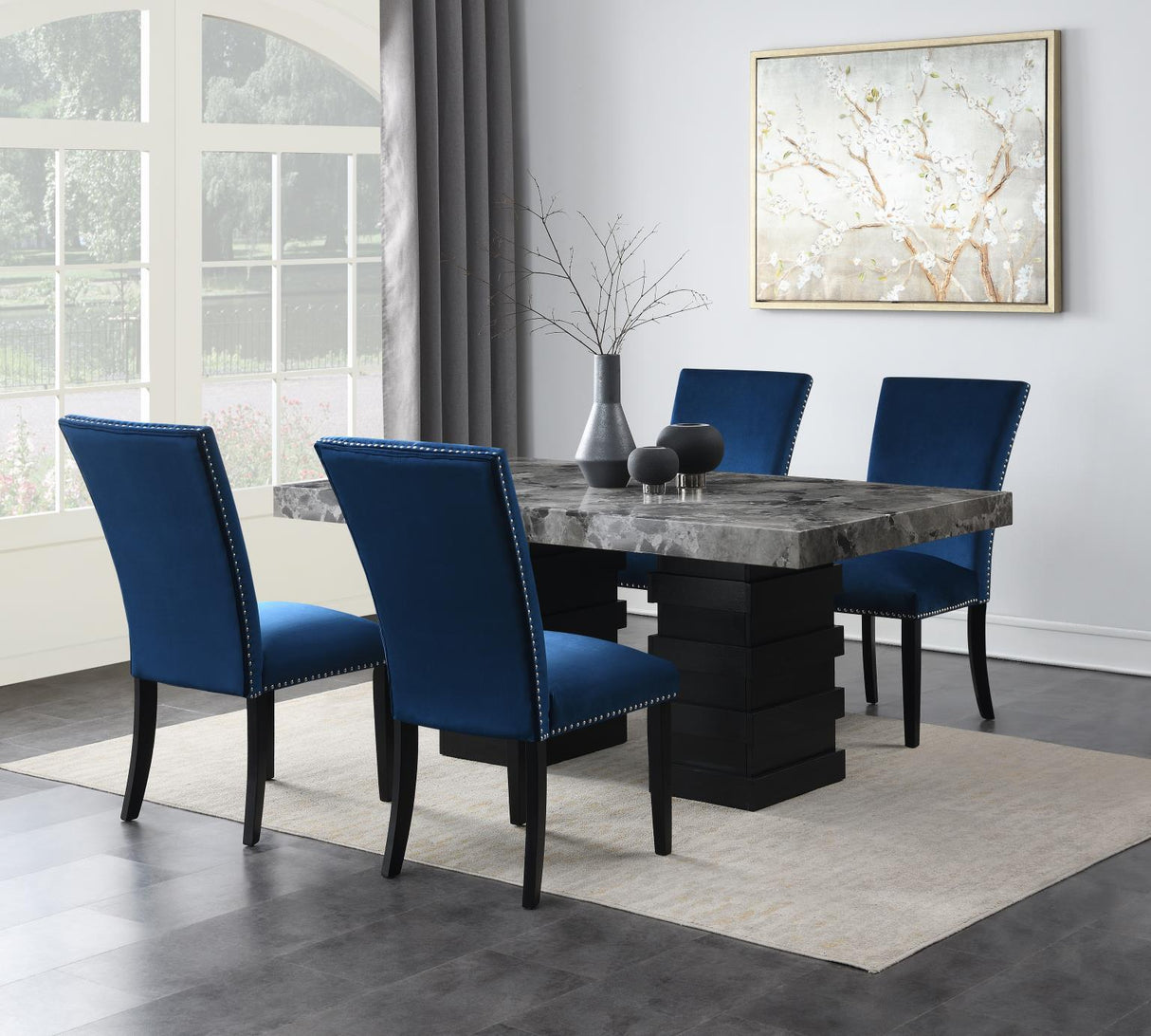 D137 - Dining Room Set