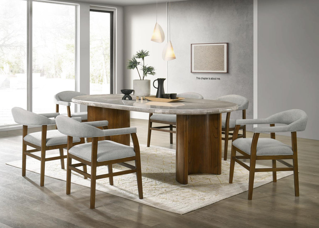 D071 - Dining Room Set
