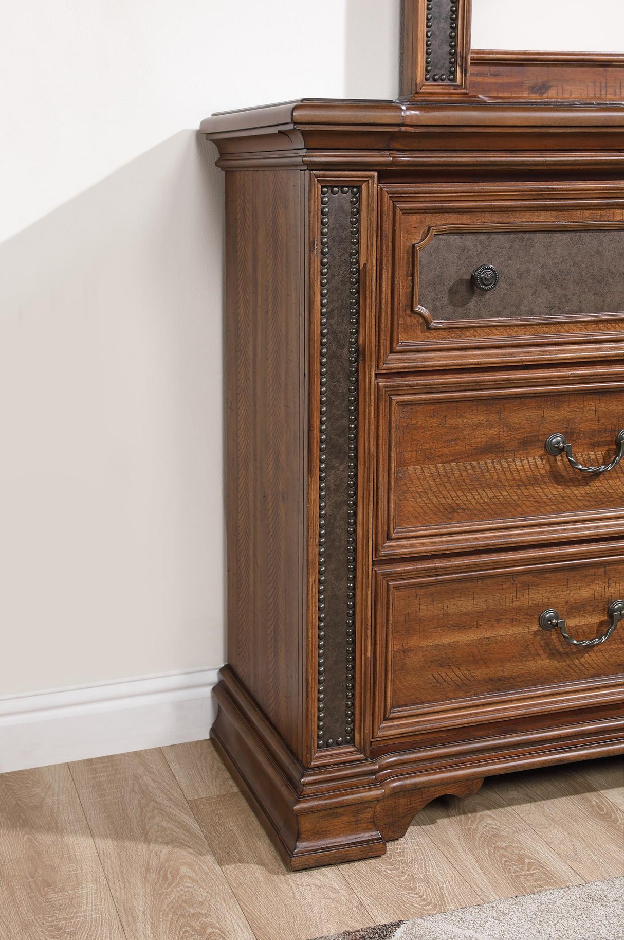 B020 - Wood Dresser - Brown