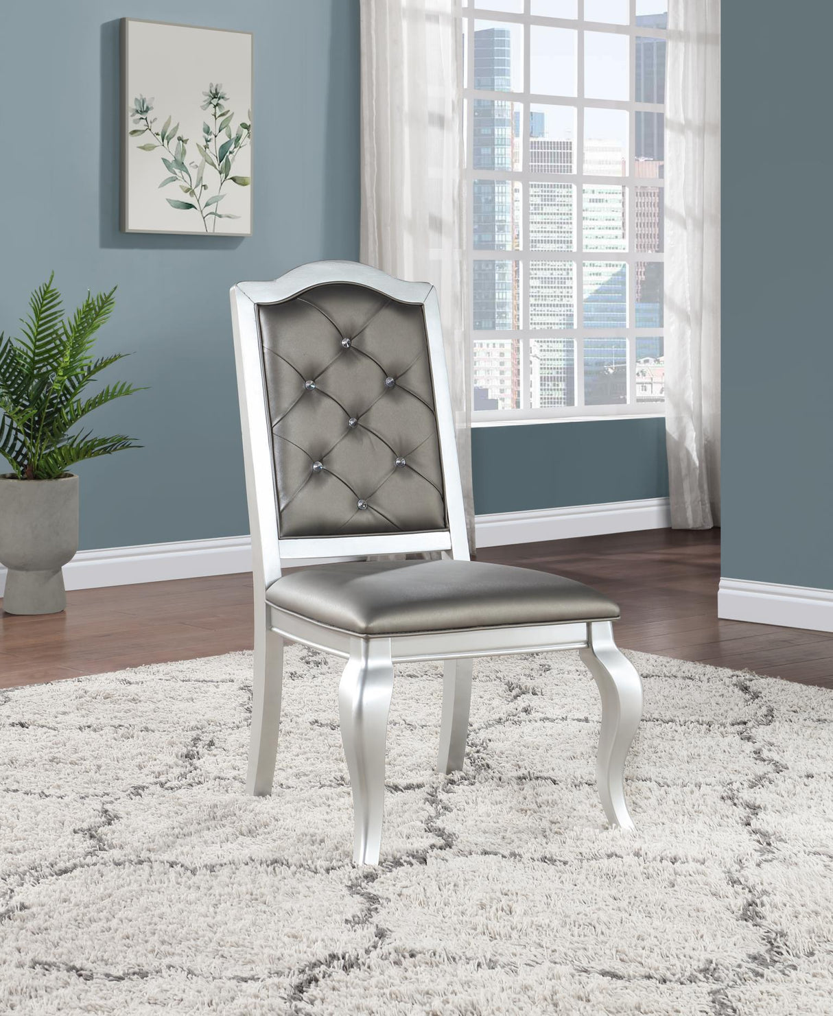D109 - Dining Chair