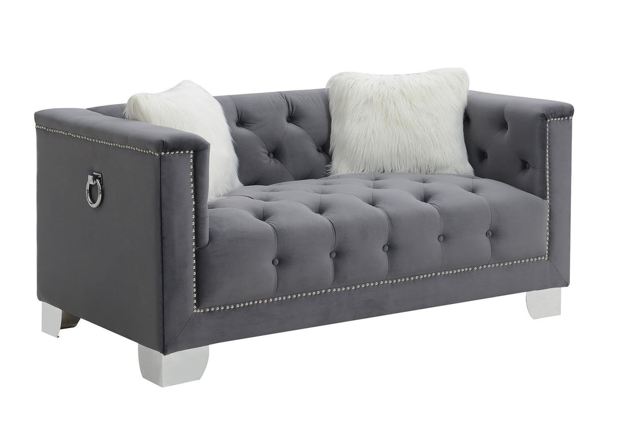 U228 - Loveseat With Two Fur Pillows - Gray
