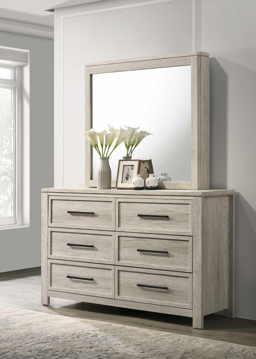 B318 - Dresser - Antique White