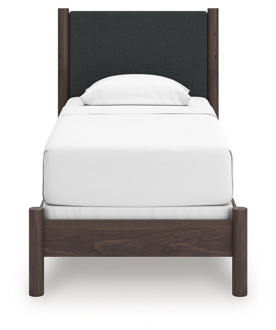 Pamytta - Upholstered Panel Bed