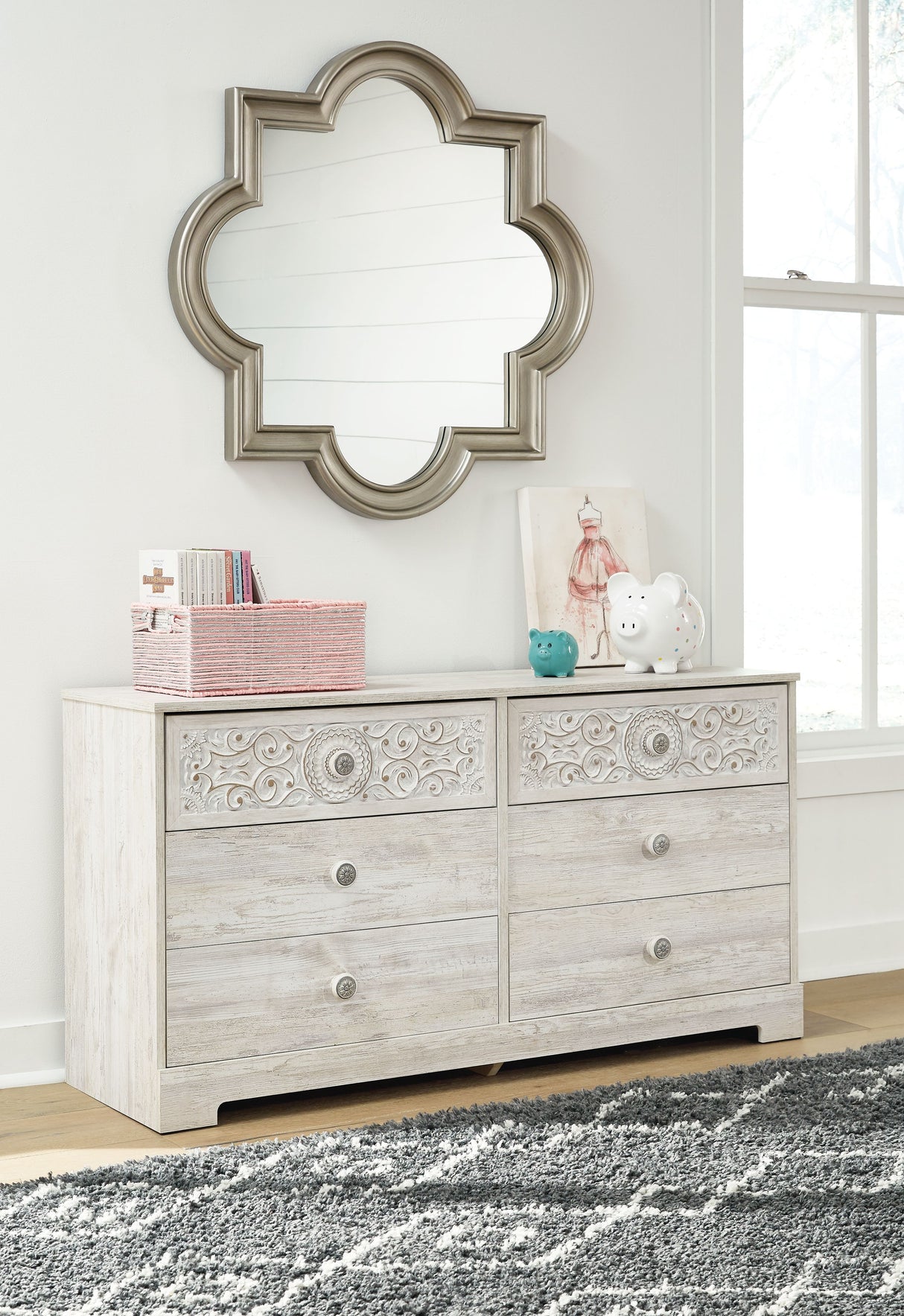 Paxberry - Six Drawer Dresser - Weatherworn - Whitewash