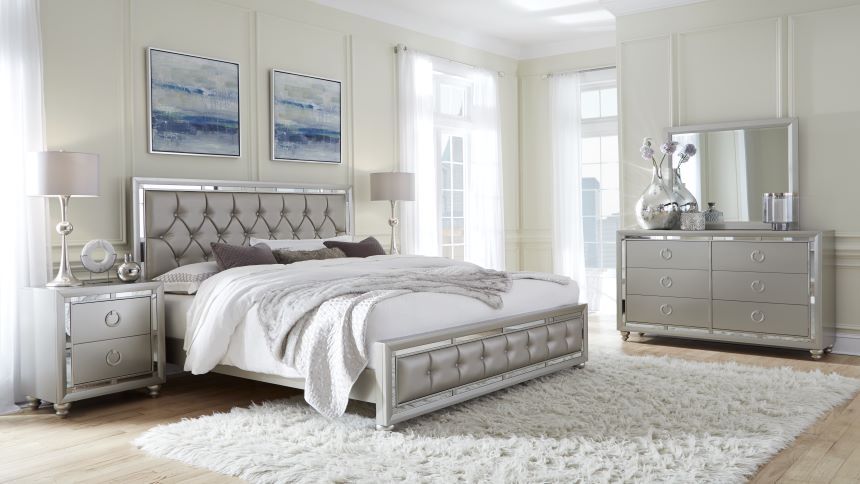 Riley - 5 Piece Queen Bedroom Set - Silver