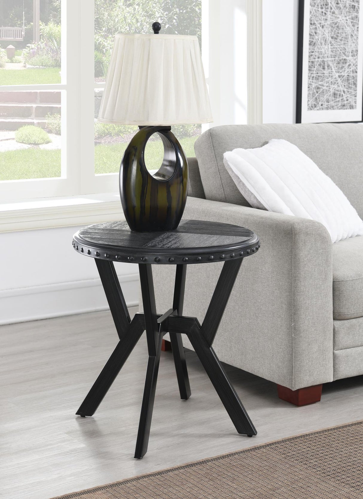 T116 - Table
