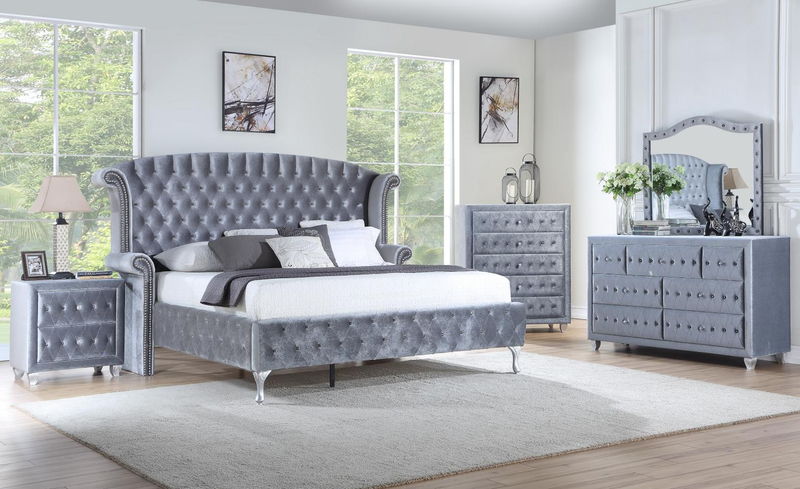 B040 - Velvet Mirror - Gray