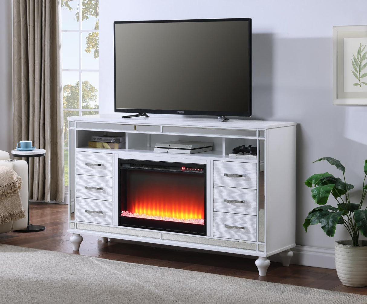 W224 - Fireplace And W605 Insert - White