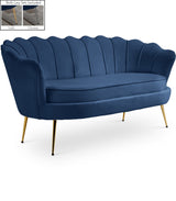 Gardenia - Loveseat