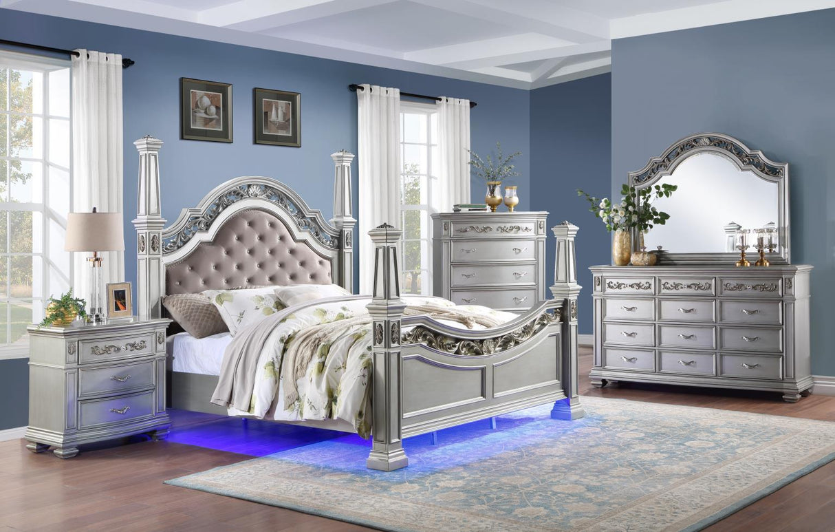 B062 - Mirror - Metallic Shimmer Silver