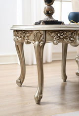 T197 - Traditional Table