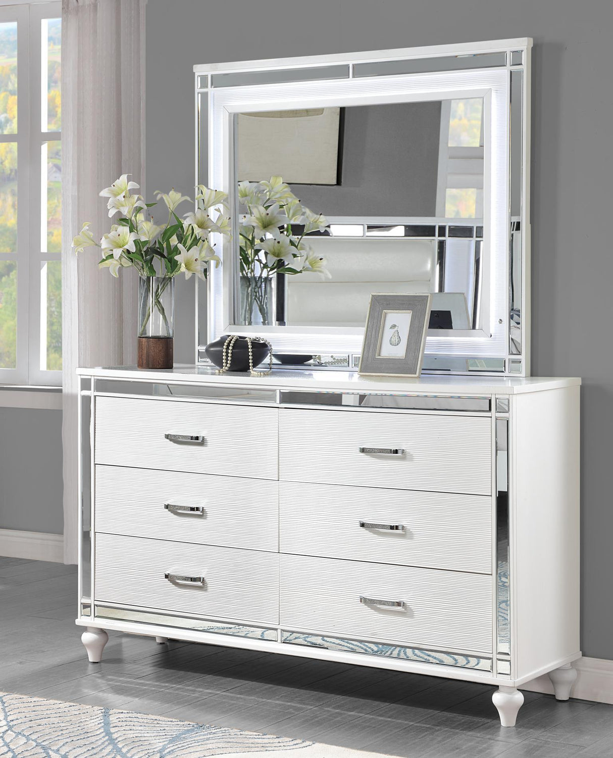 B224 (Old - Off White) - Gloss LED Mirror - Off White