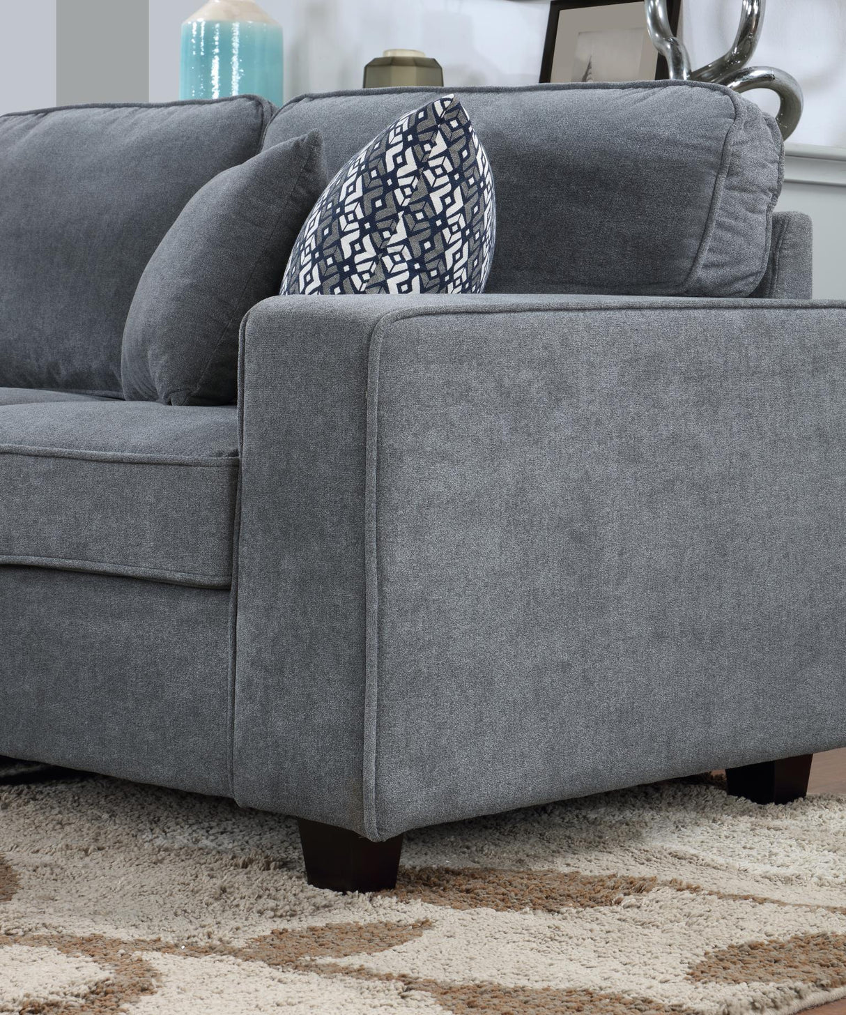 U279 - Sectional