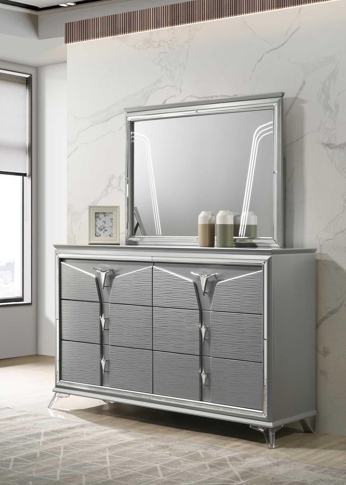 B024 - Mirror - Olive Shimmer Silver
