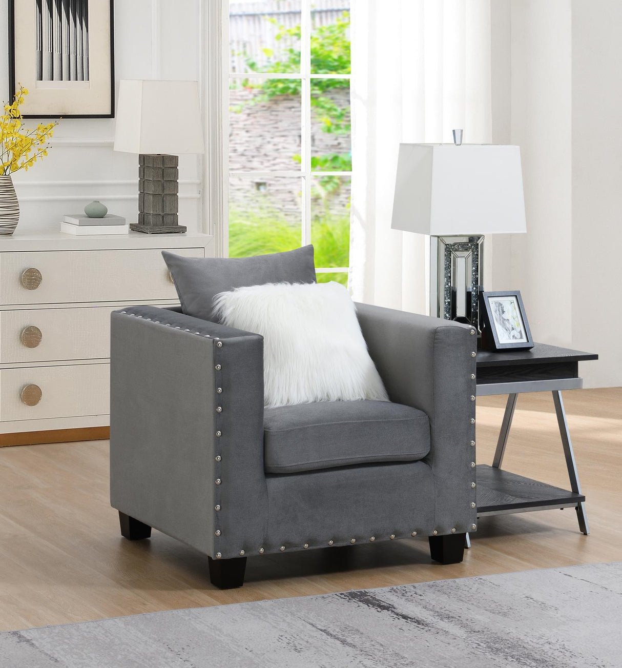 U513 - Living Room Set