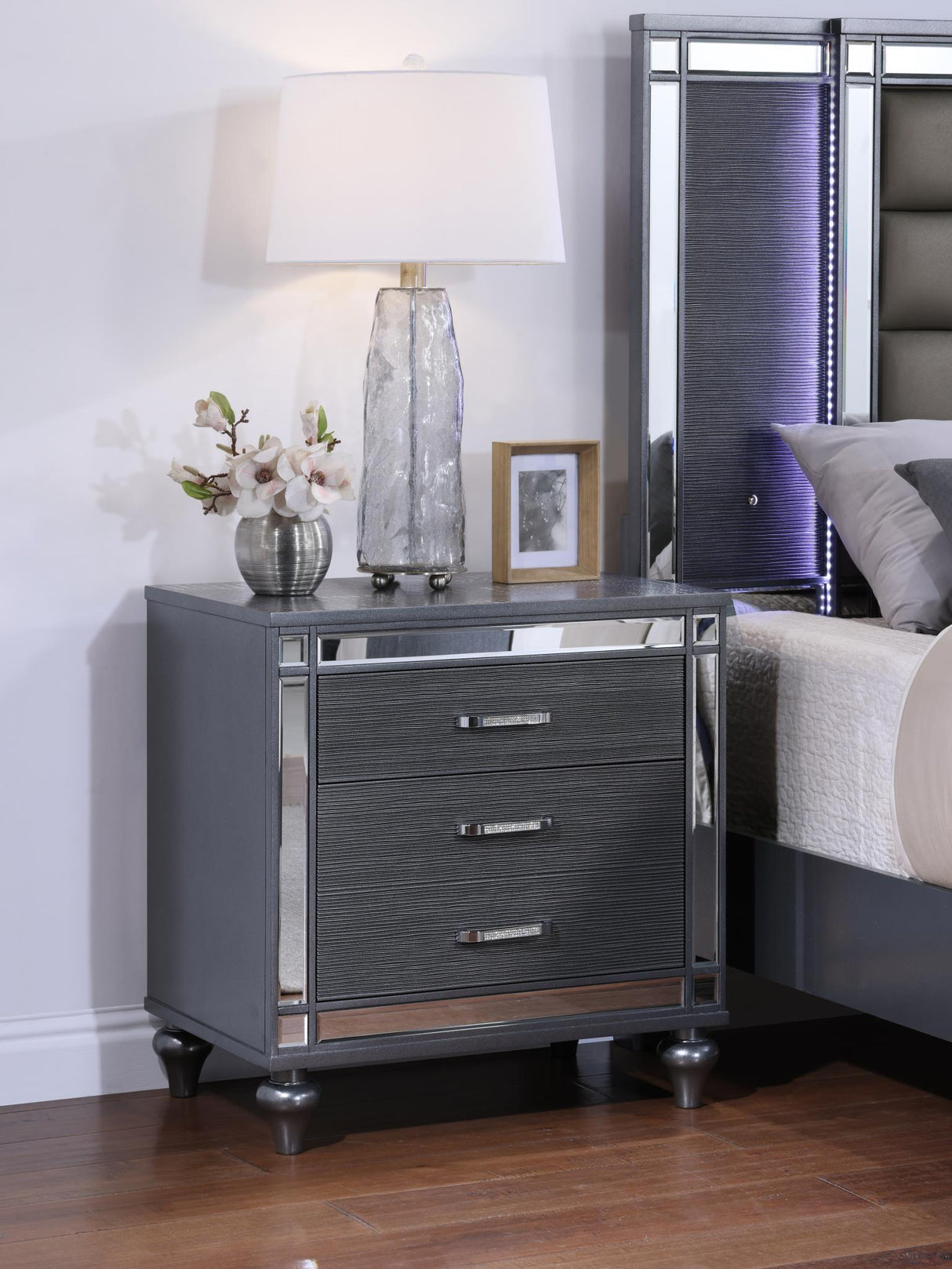 B223 - Nightstand - Charcoal Gloss