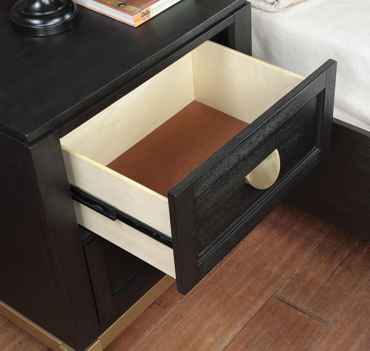 B236 - Nightstand - Black / Gold