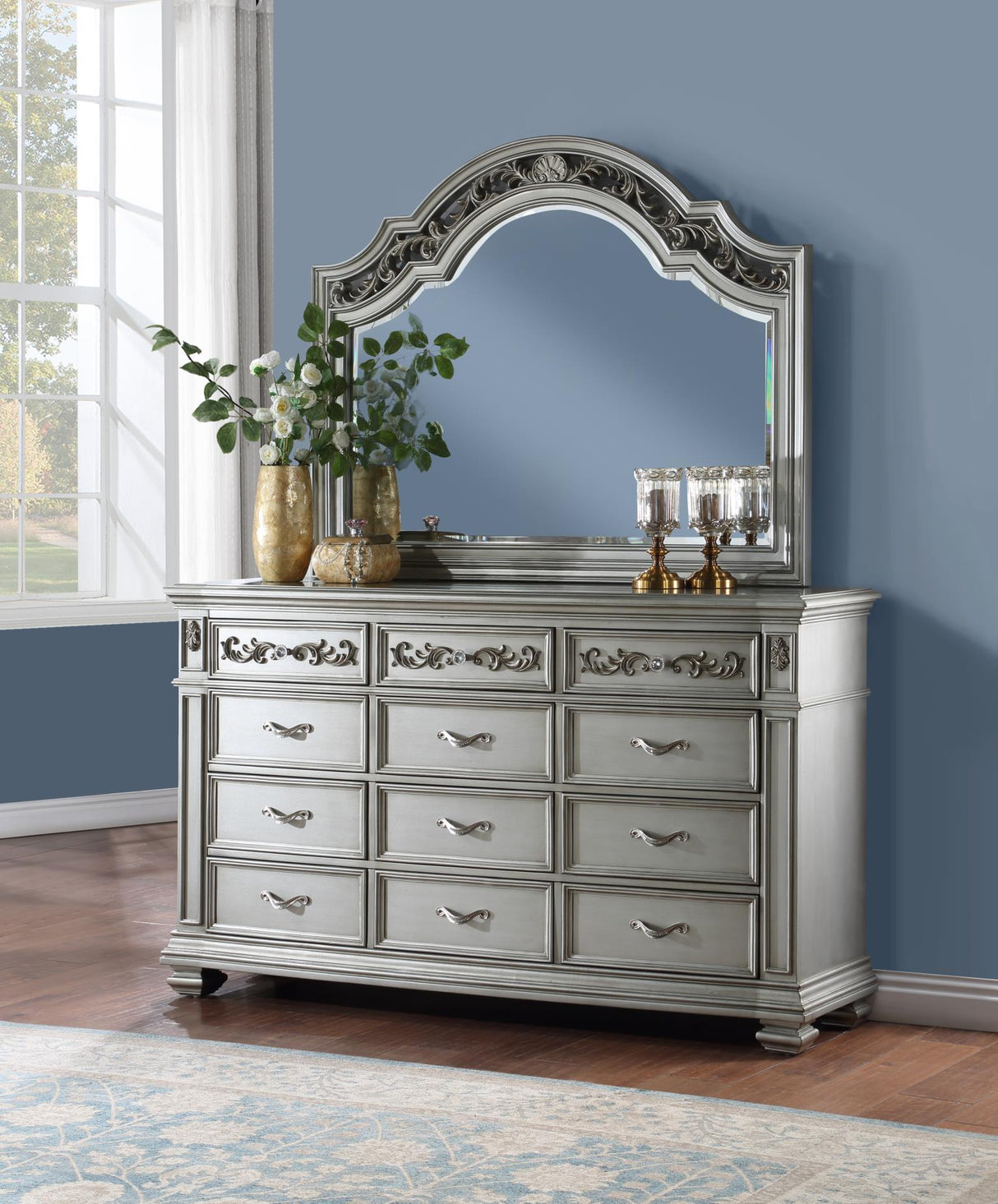 B062 - Bedroom Set