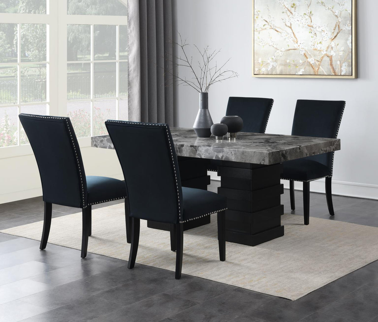 D137 - Dining Room Set