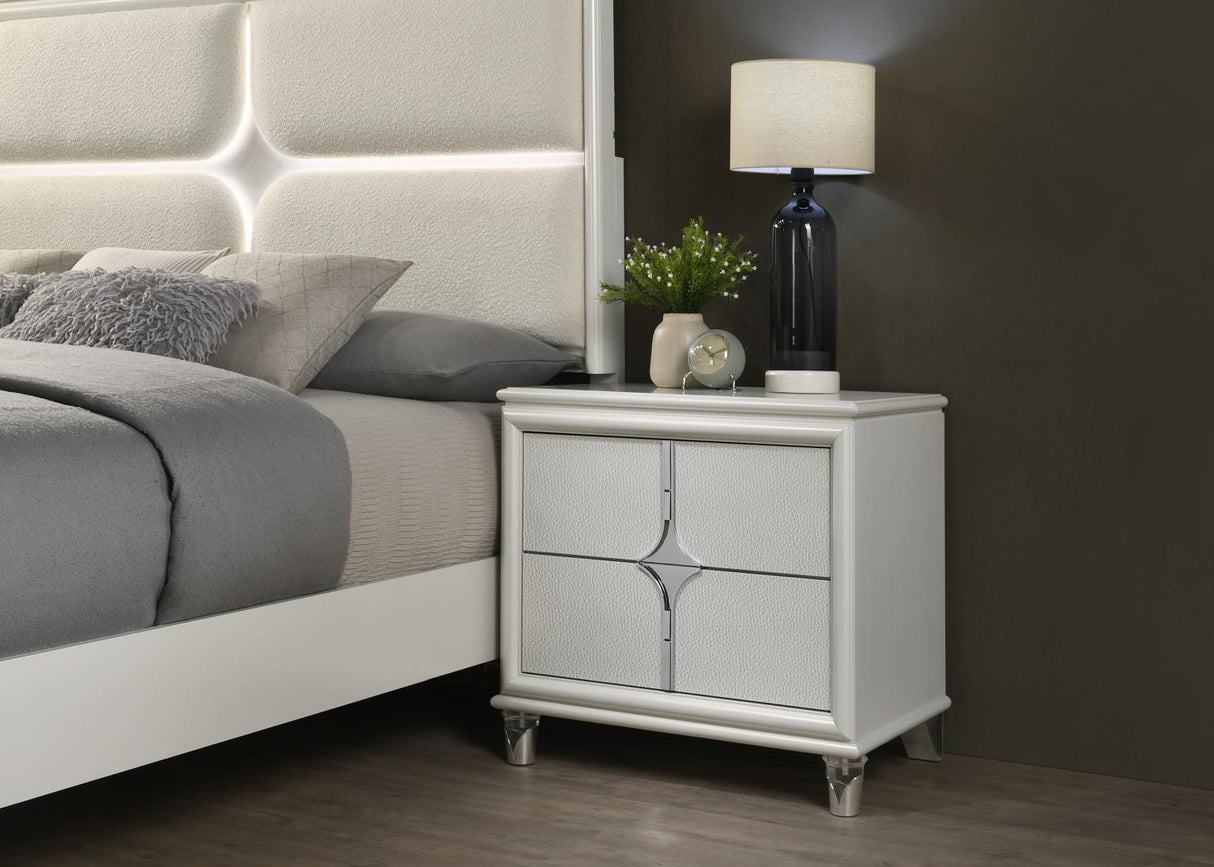 B025 - Nightstand - White