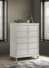 B025 - Chest - White