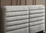 B570 - Bed