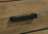 B526 - Chest - Knotty Oak