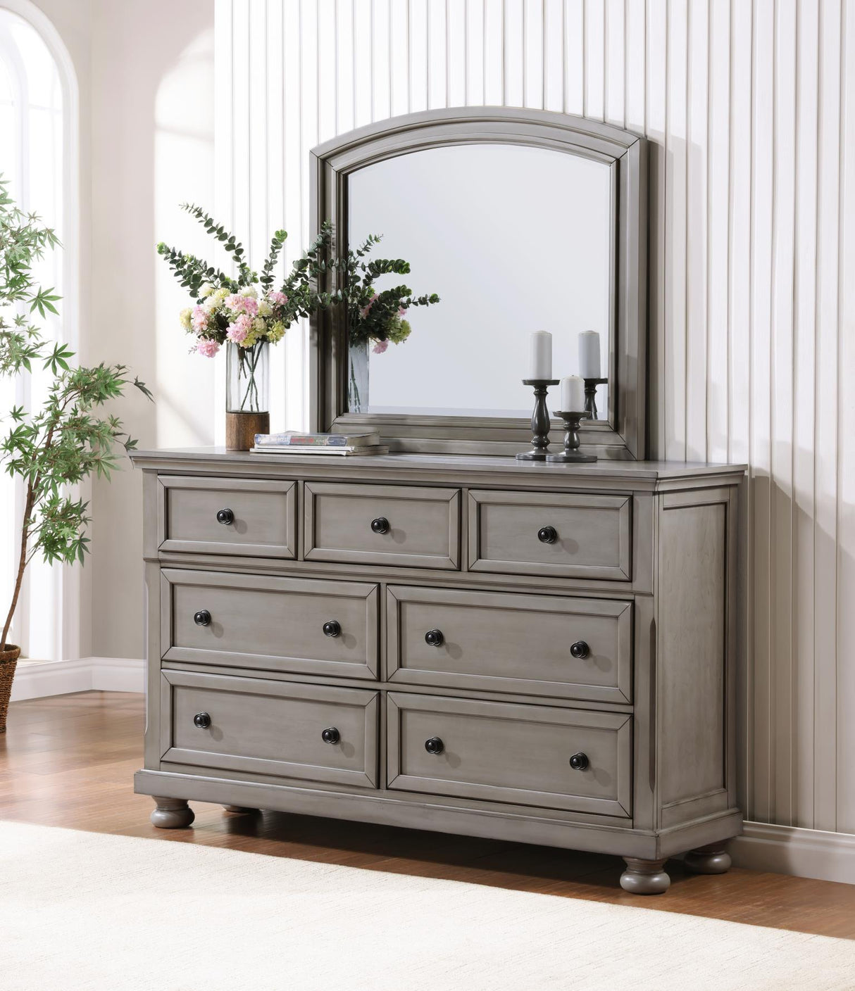 B070 - Mirror - Light Gray