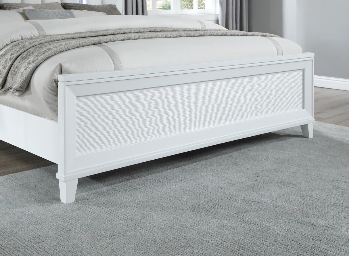 B240 - LED Bed